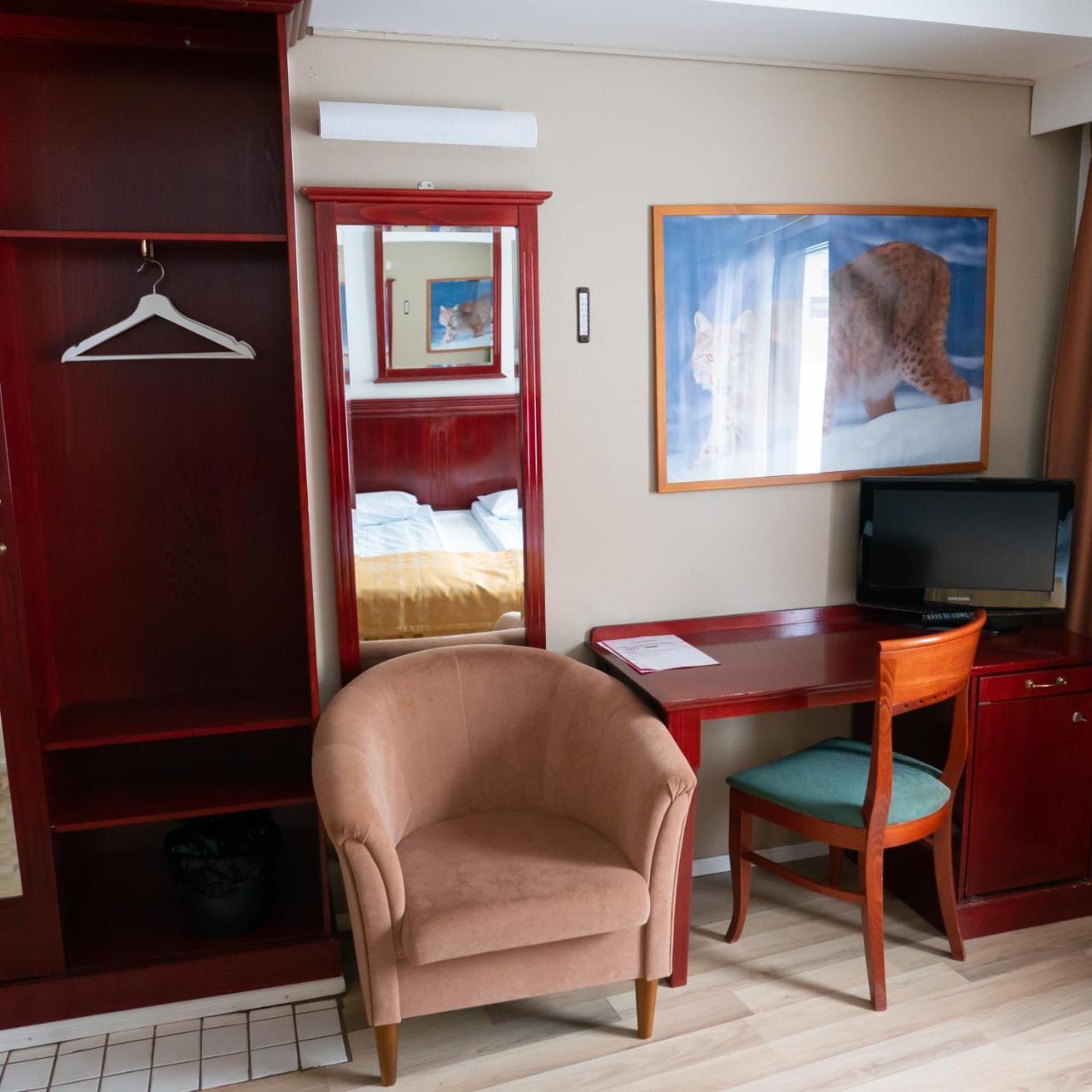 Lapland Northern Lights Hotel Ilveslinna Рануа Екстериор снимка